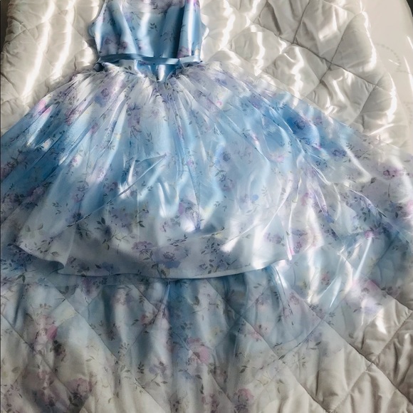 Dress - Picture 1 of 2